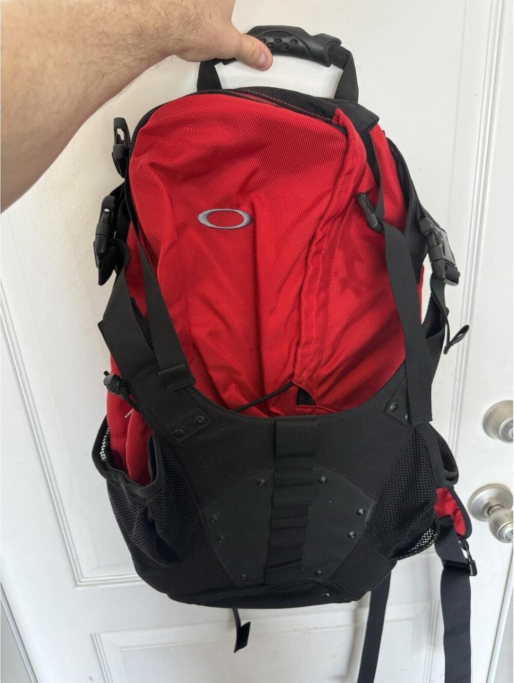 Oakley Vintage Software Pack 2 Backpack Red